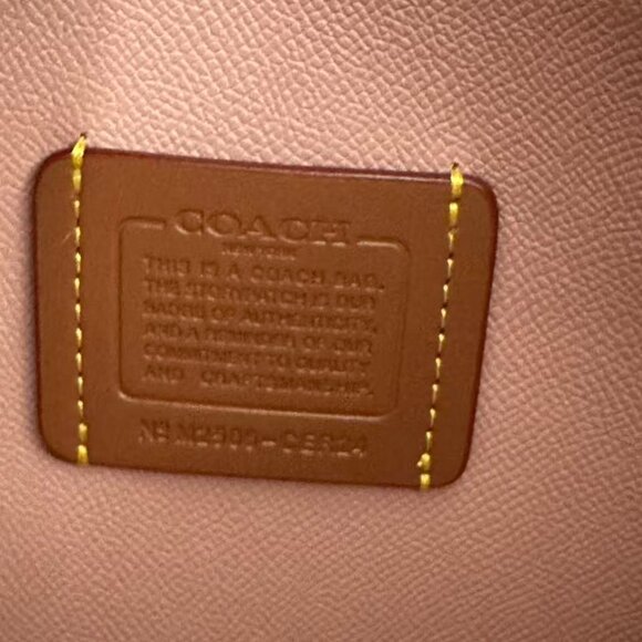 NWT Coach Mollie Tote Bag 25 In Signature Powder Pink CER24 - Picture 7 of 8